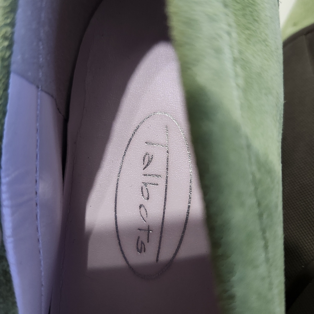 Talbots Green Suede Loafers Slip On Shoe 5.5 Preppy Old Money Minimalist Classic - Picture 9 of 12